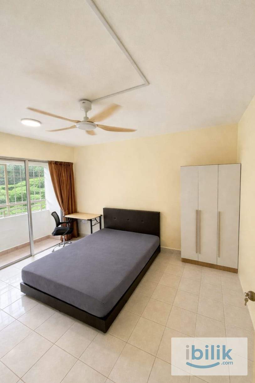 Brand New Room for Rent @Flora Damansara Block F （Security） - Image 1