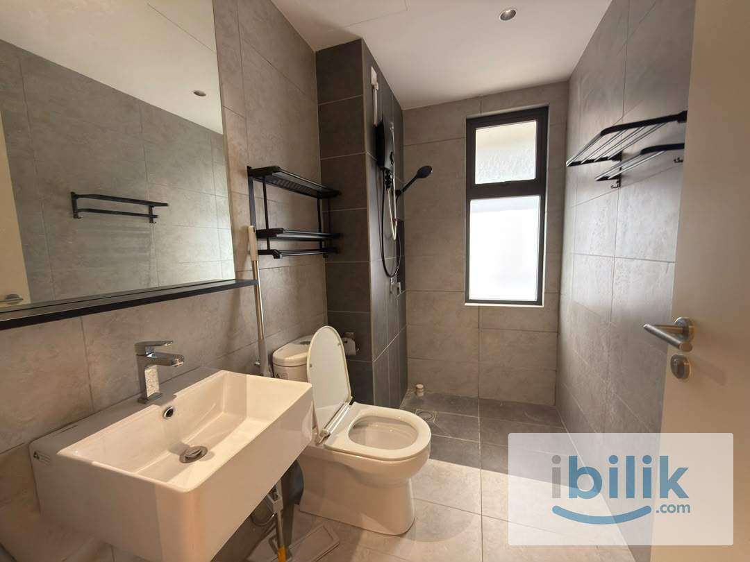 🏡 Room For Rent D'ERICA@Damansara Perdana - Image 5