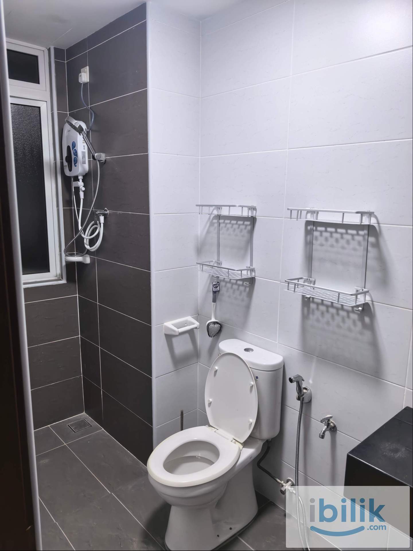 Two Single Bed Room - Image 10