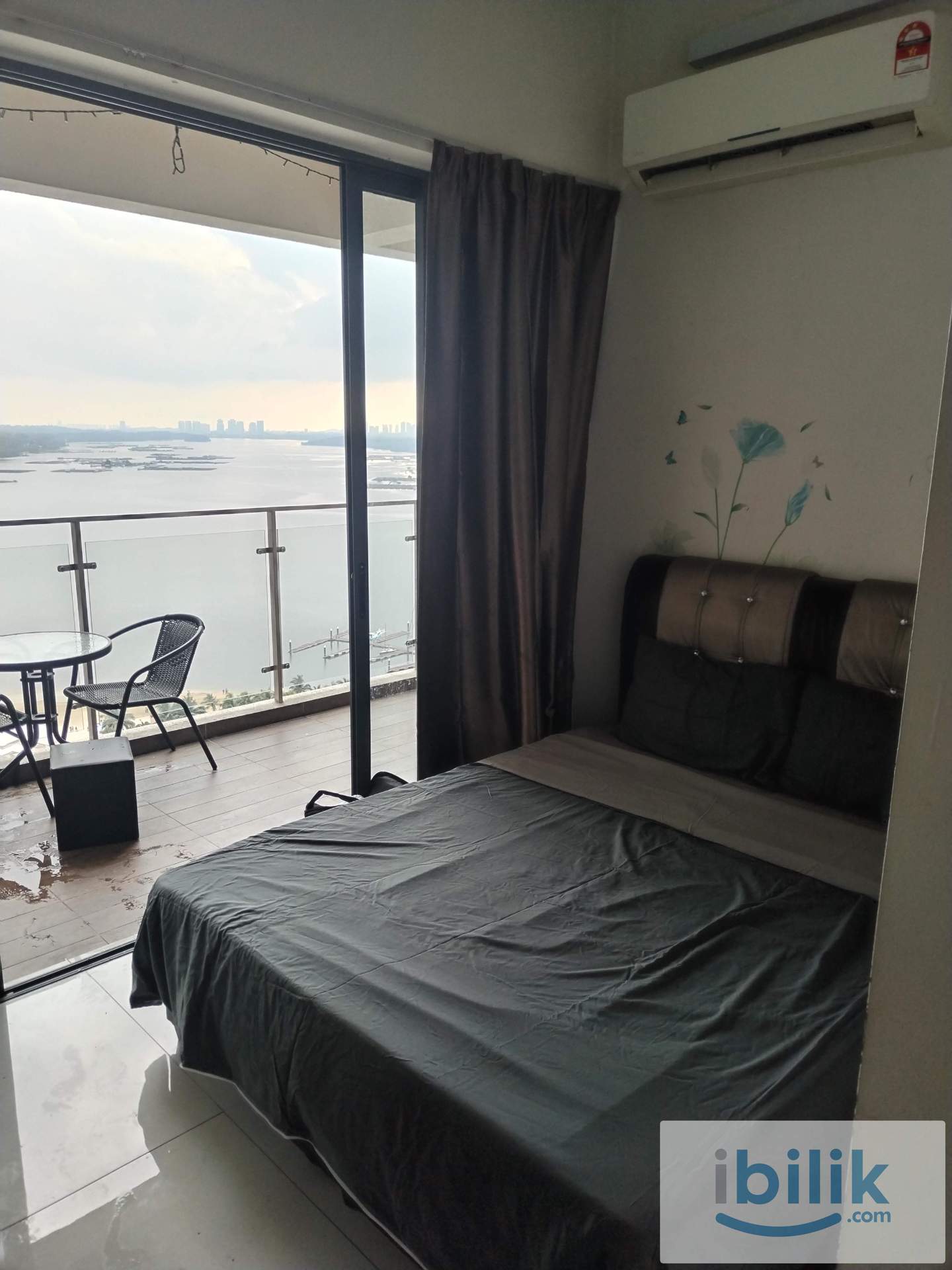 Balcony Queen Bed Room - Image 1