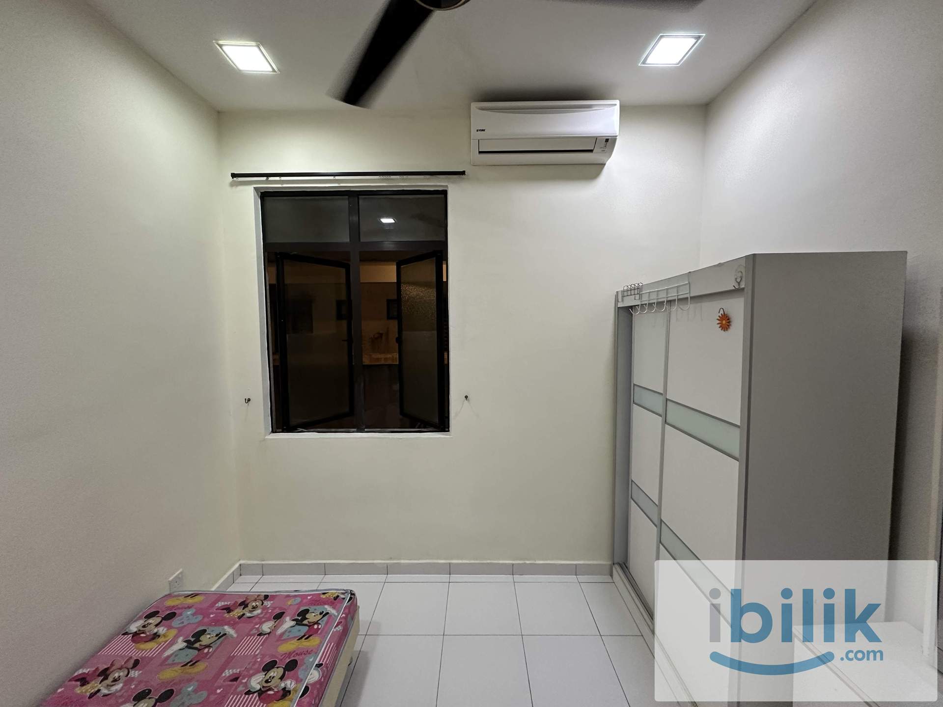 Small room - Image 2