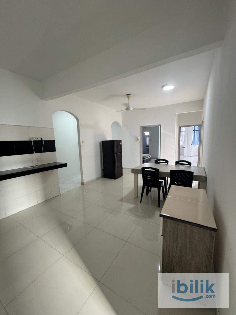 Medium Room Bukit OUG Condo - LRT Awan Besar - Bukit OUG - Image 2