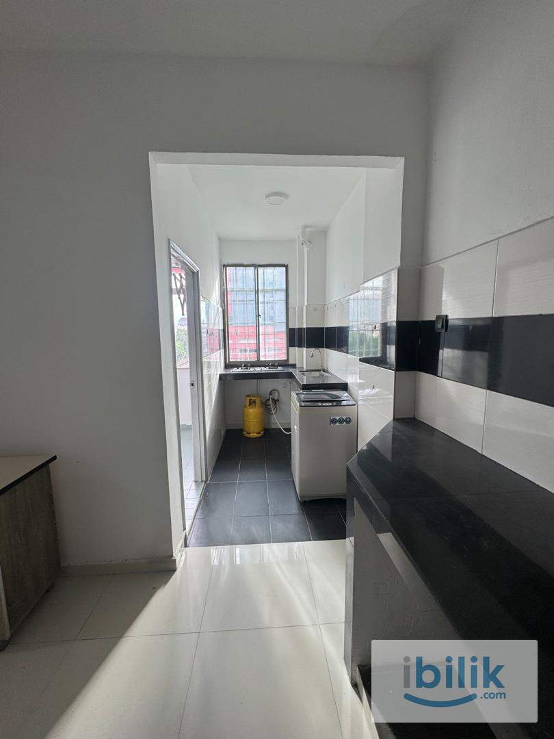 Medium Room Bukit OUG Condo - LRT Awan Besar - Bukit OUG - Image 3
