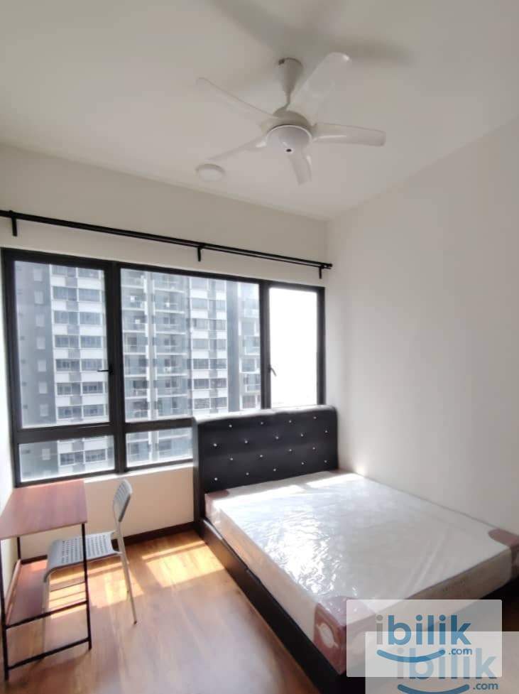 Master Room - Image 1