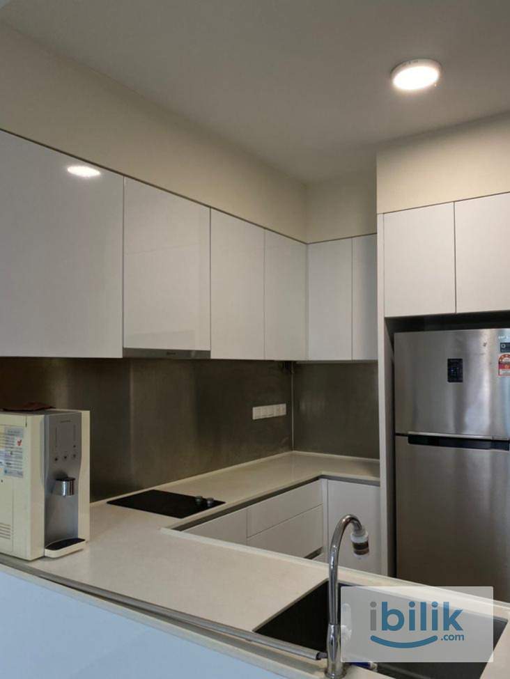 MIDDLE ROOM - Image 2