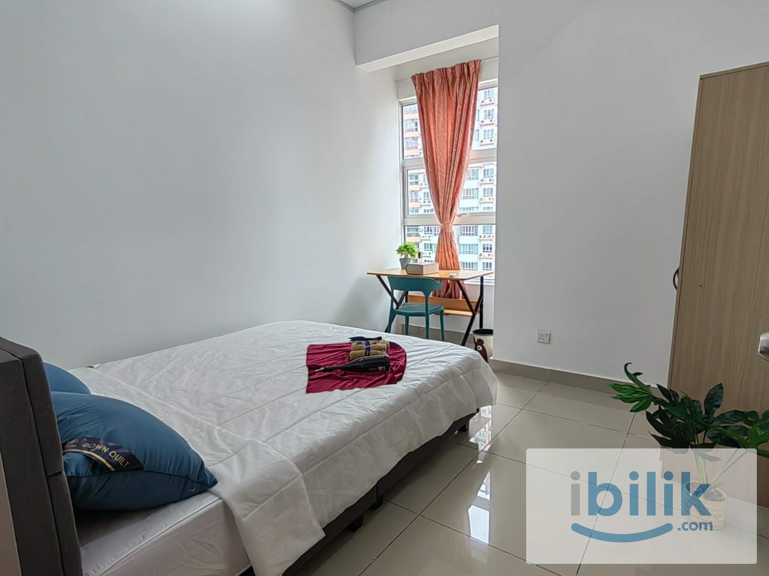 0615 Room for rent Middle. Low-floor option, easy entry, walk to MRT & eateries. Short rent allowed - Image 1