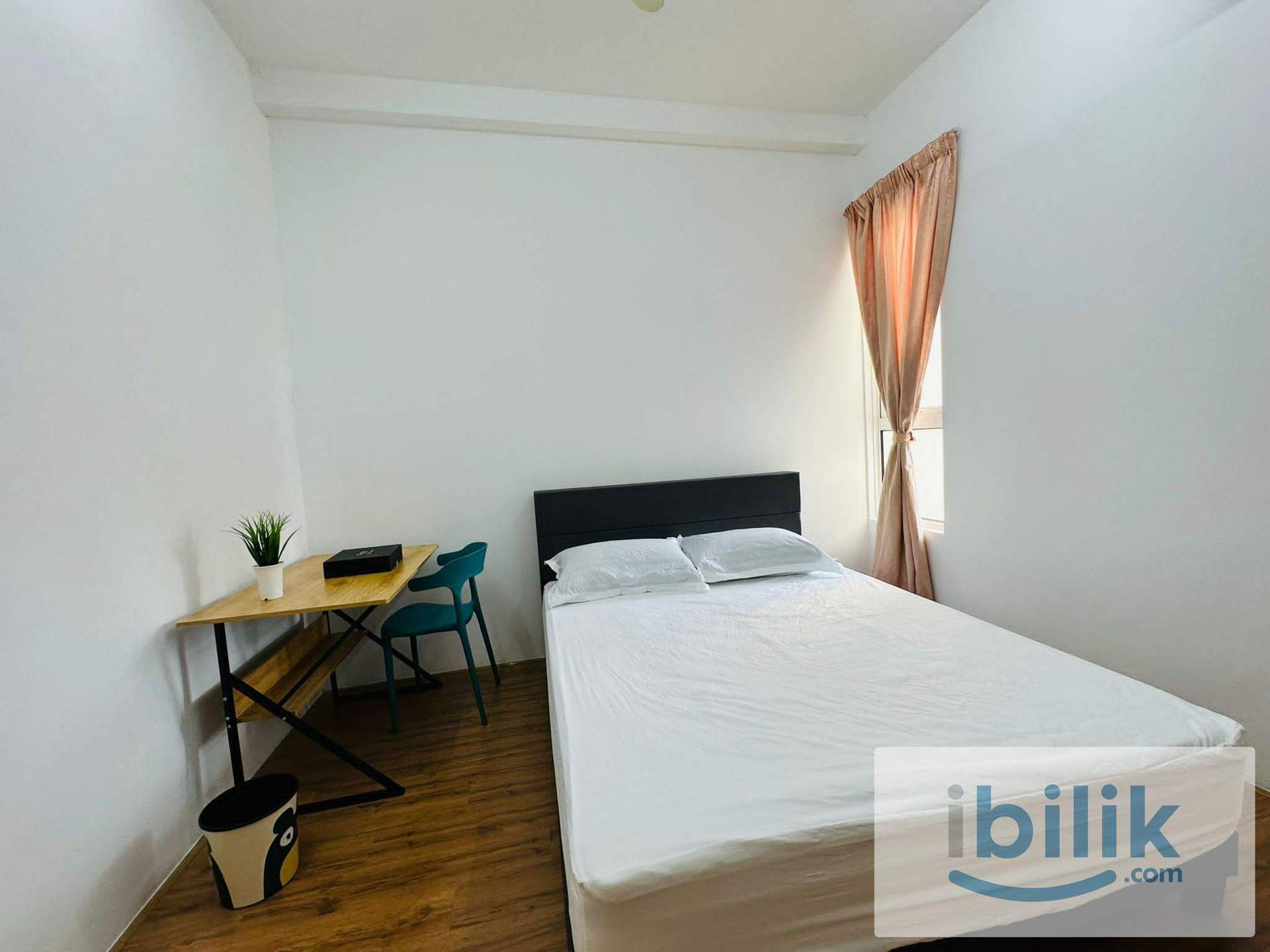 0604 Middle Room near Kuchai Lama MRT - Image 1