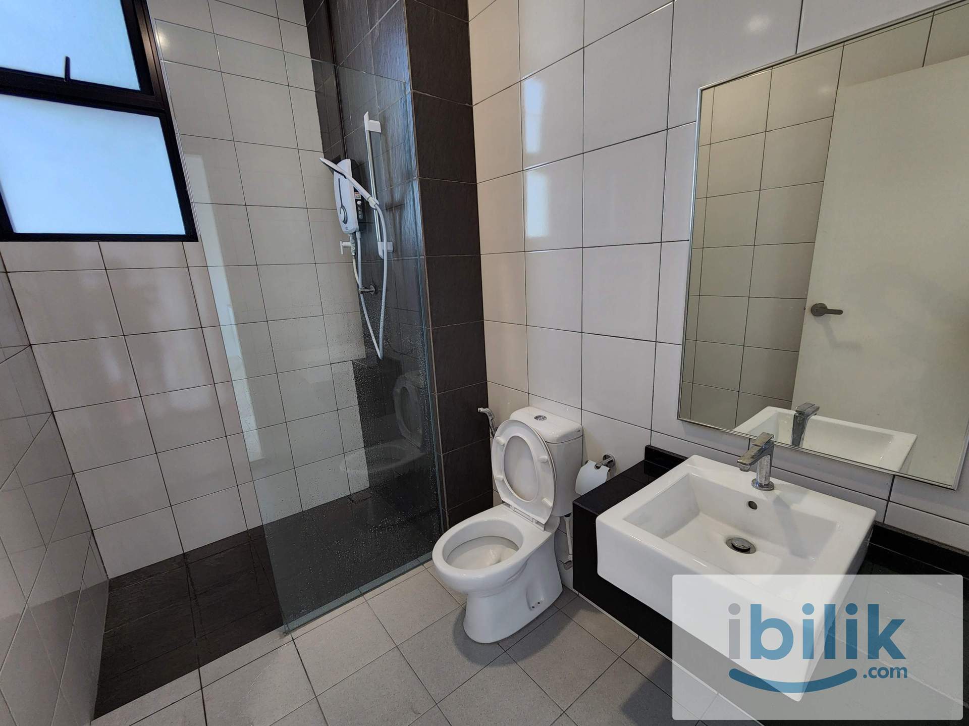 Studio Suite Evoke with Balcony for rent @ Evoke Residence with private 🛁bathroom - Image 2