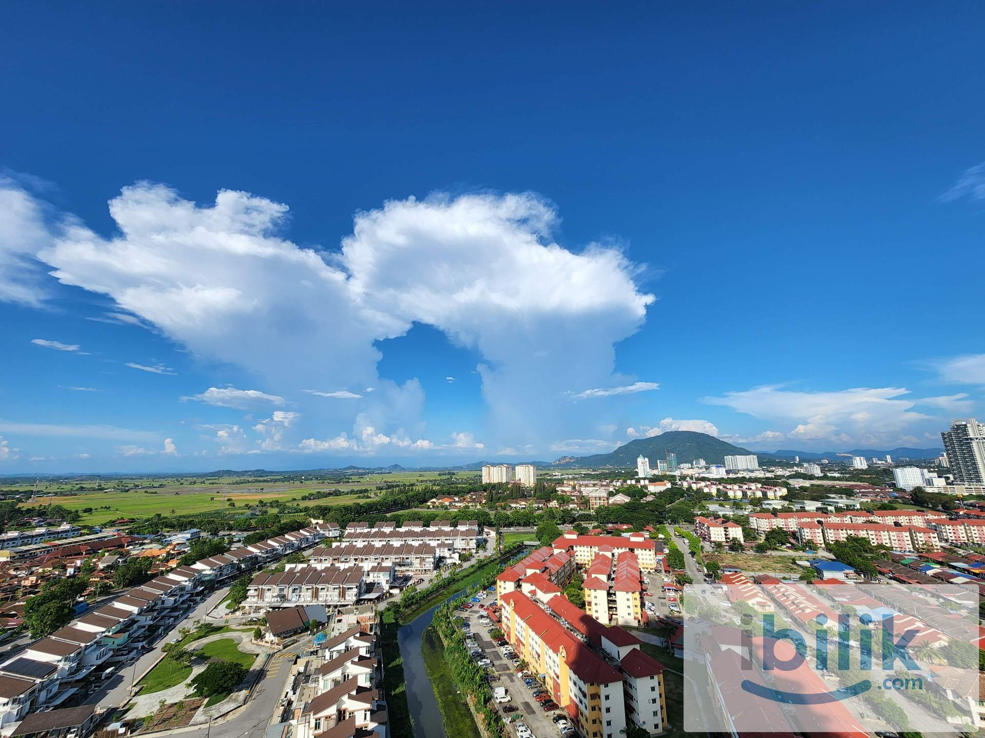 Studio Suite Evoke with Balcony for rent @ Evoke Residence with private 🛁bathroom - Image 4