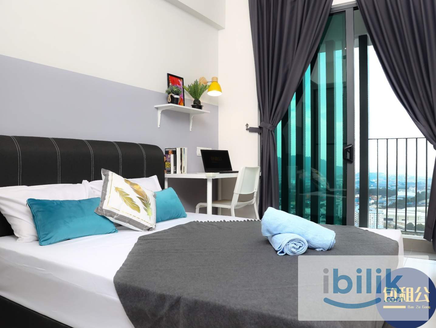 Premium Seaview Female room for rent at Meritus Residensi - Image 1