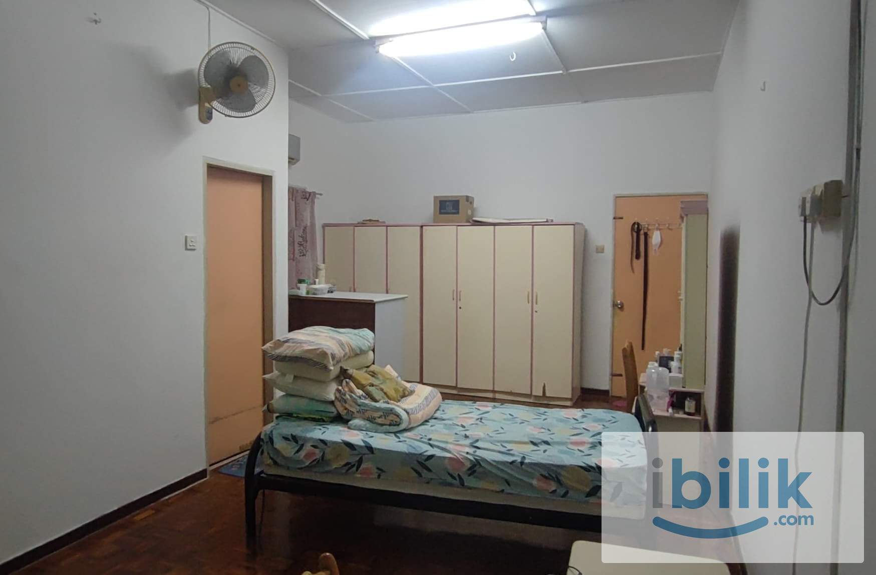 Master bedroom in SS4C Double-Storey Terrace House - Image 1