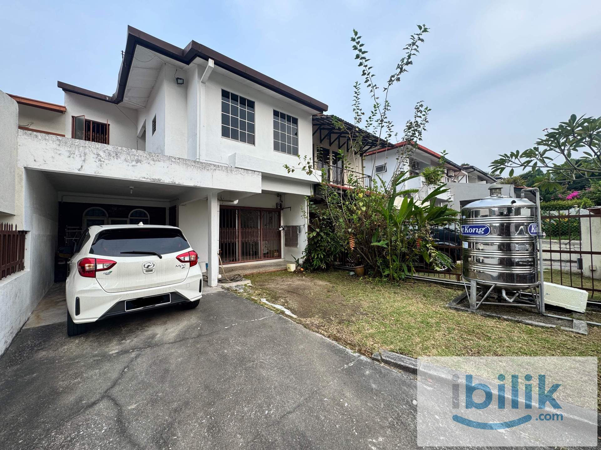 Master bedroom in SS4C Double-Storey Terrace House - Image 5
