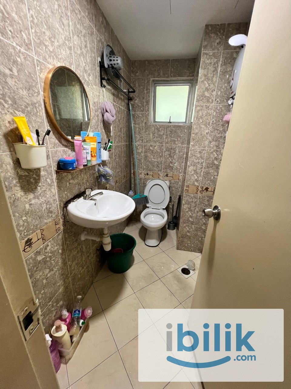 FEMALE UNIT(FULLY FURNISHED(WALKING DISTANCE TO KTM&MRT - Image 2