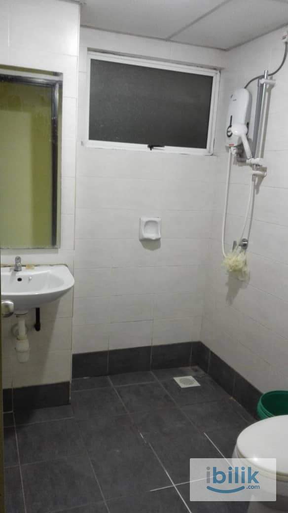 Middle Room Cova Villa Segi Kota Damansara - Image 2