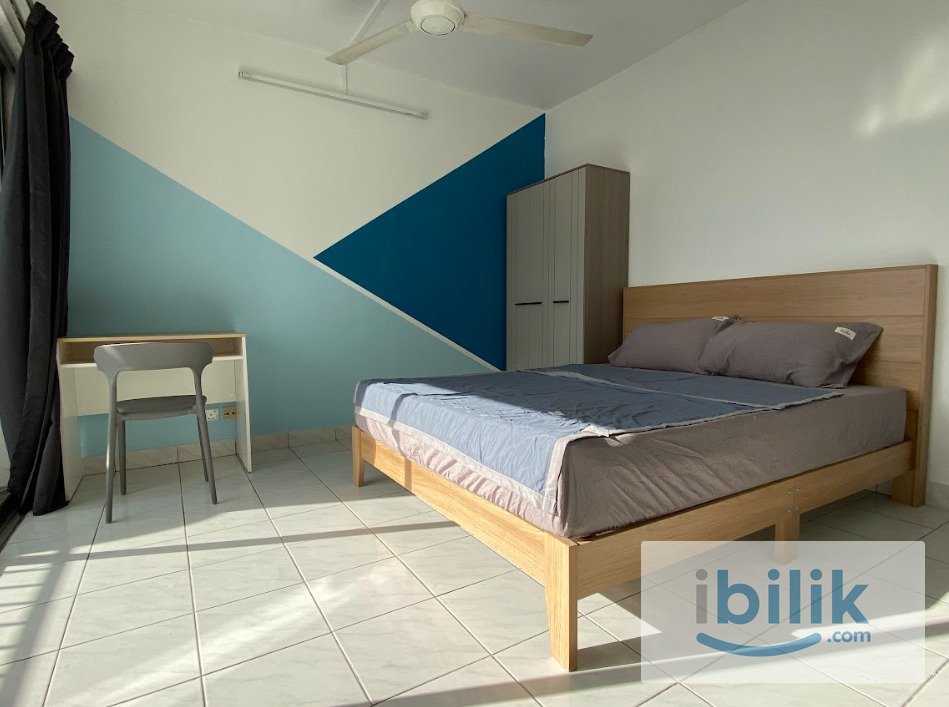 【New Renovate + Near UM】Balcony room for rent - Image 4