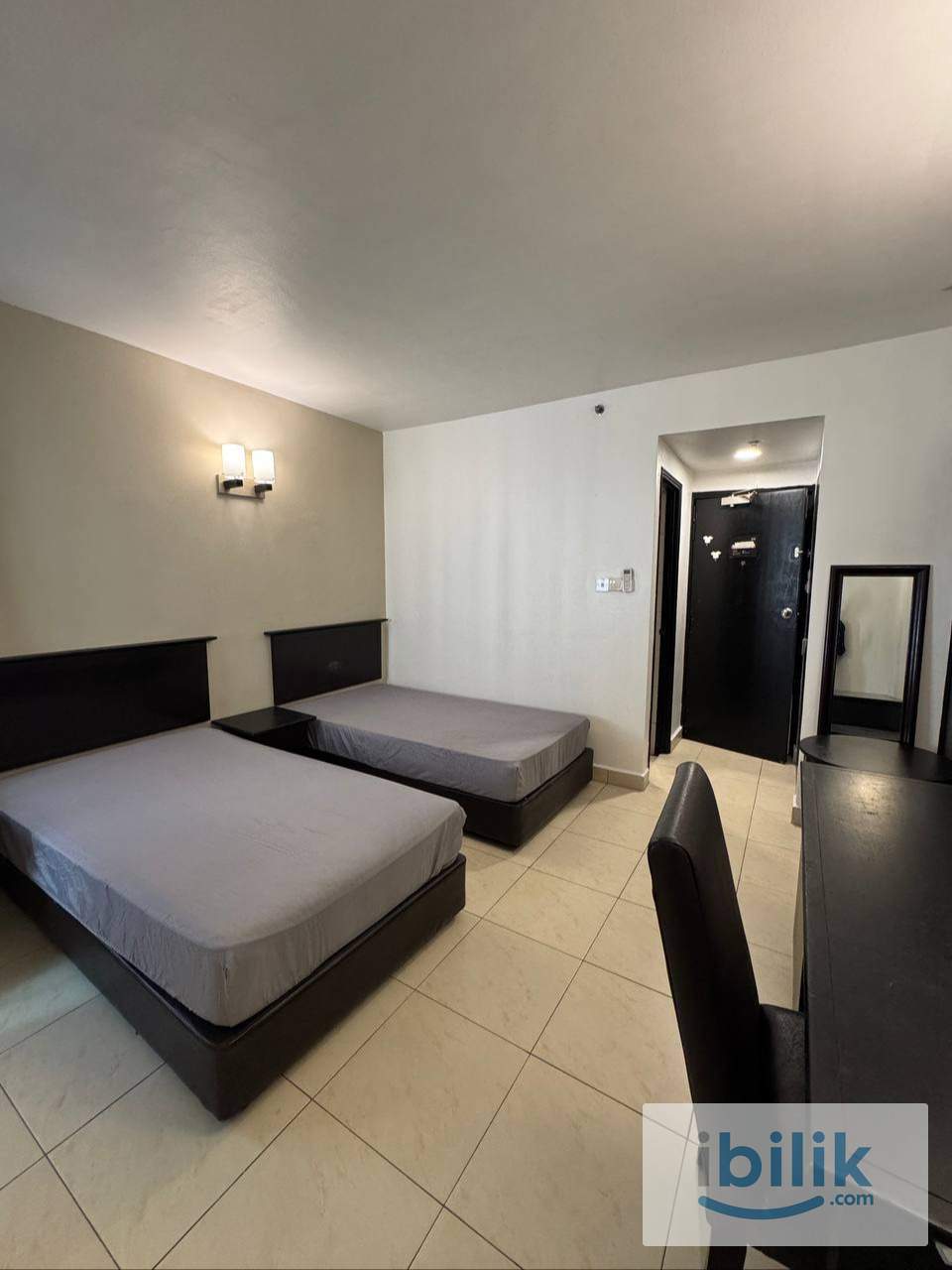 📍MASTER BEDROOM NEARBY CIQ JB🏡 HOTEL CONCEPT ROOM 💰LOW DEPOSIT 🚶🏻‍♂️WALKING DISTANCE TO CIQ JB  - Image 4