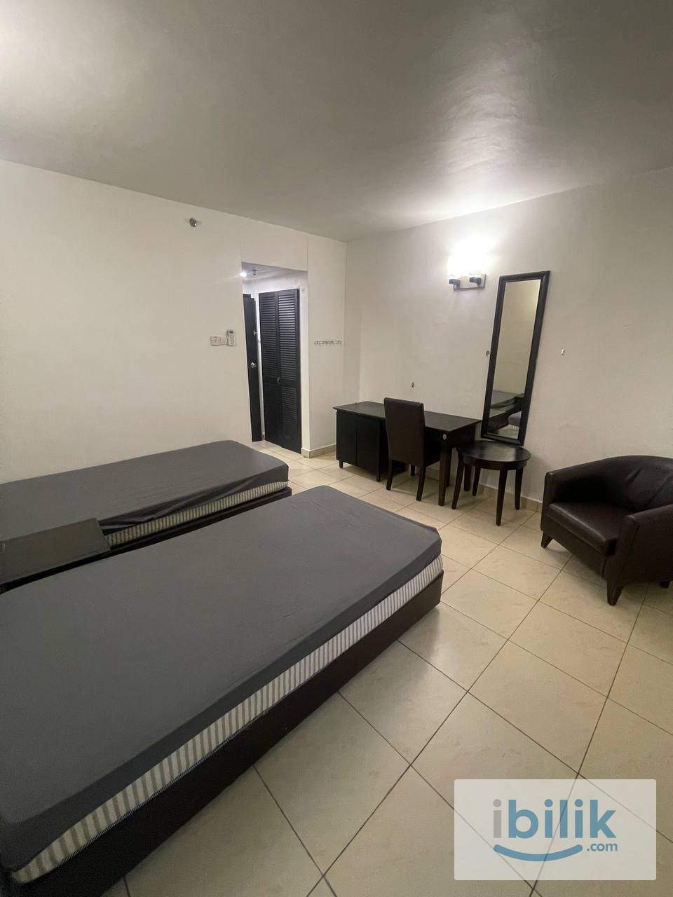 📍MASTER BEDROOM NEARBY CIQ JB💰Low Deposit💰Master Room Opposite R&F walking distance to Johor Bahru Checkpoint, CIQ - Image 5