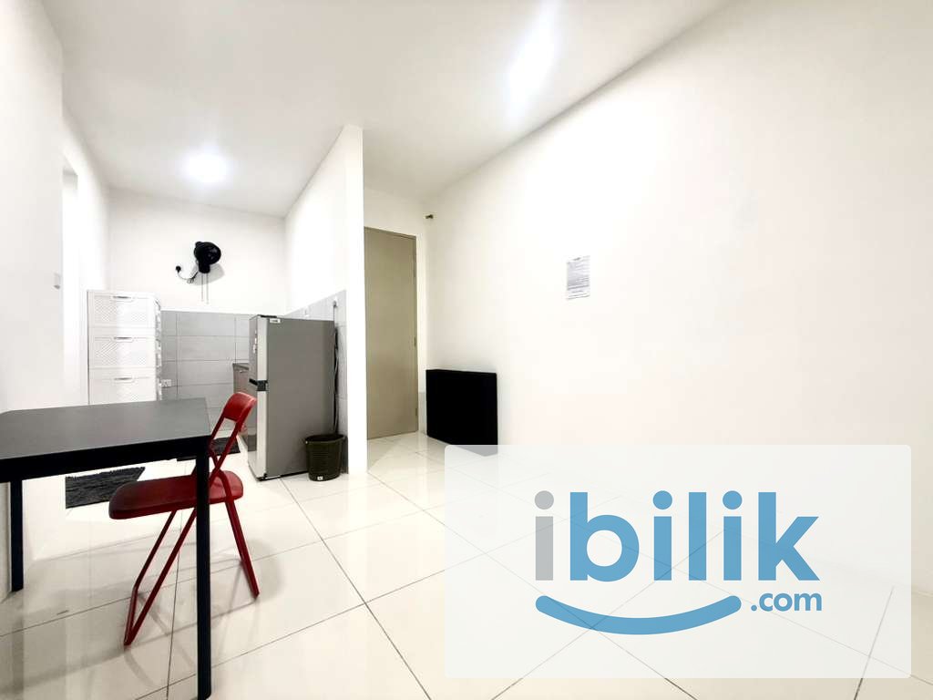 Cozy Master Room for Rent @ Vivo Executive Apartment, Batu Kawan - Image 7