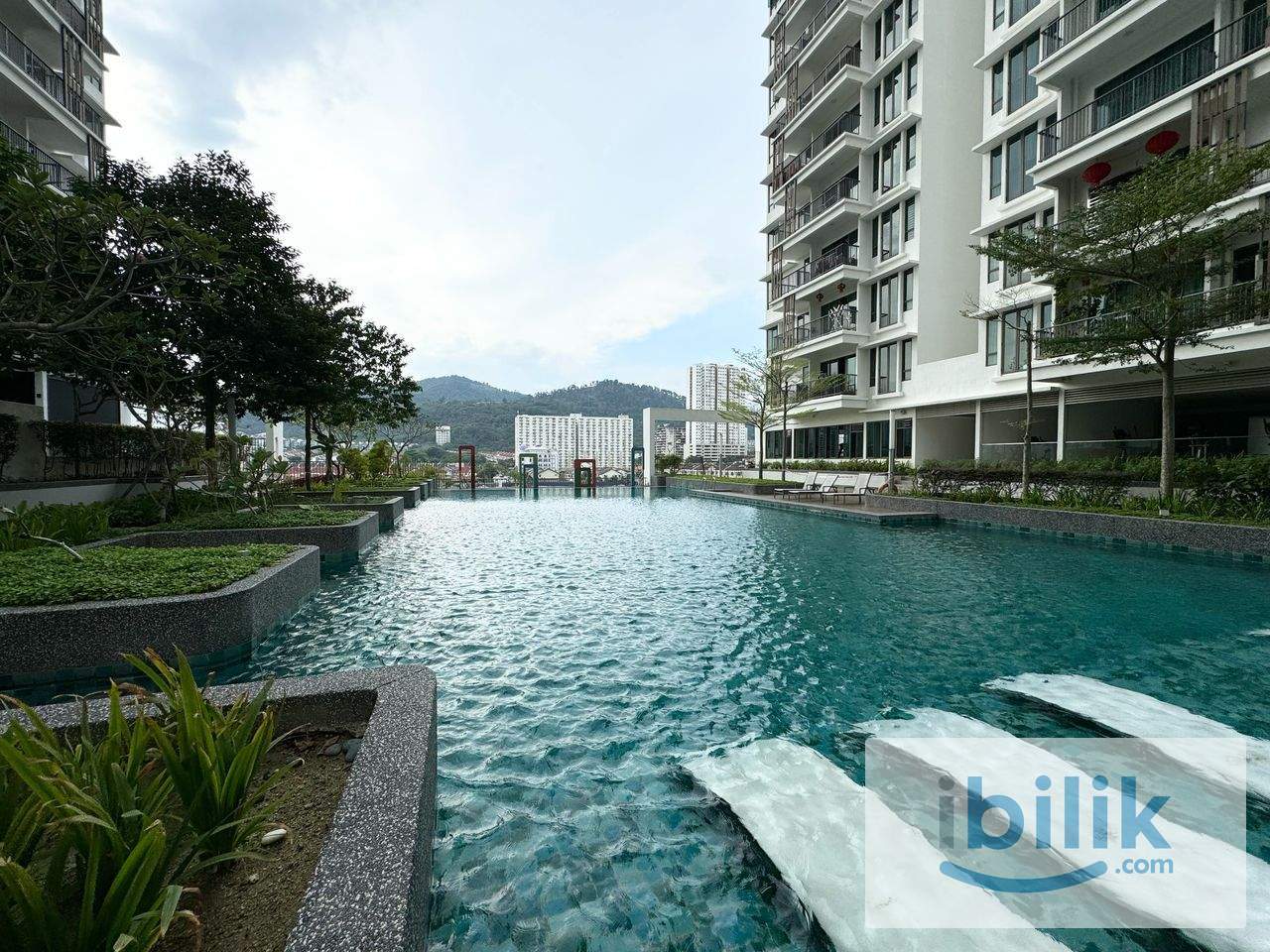 Middle Room with balcony at Tree Sparina @ Ideal Vision Park, Bayan Lepas - Image 7