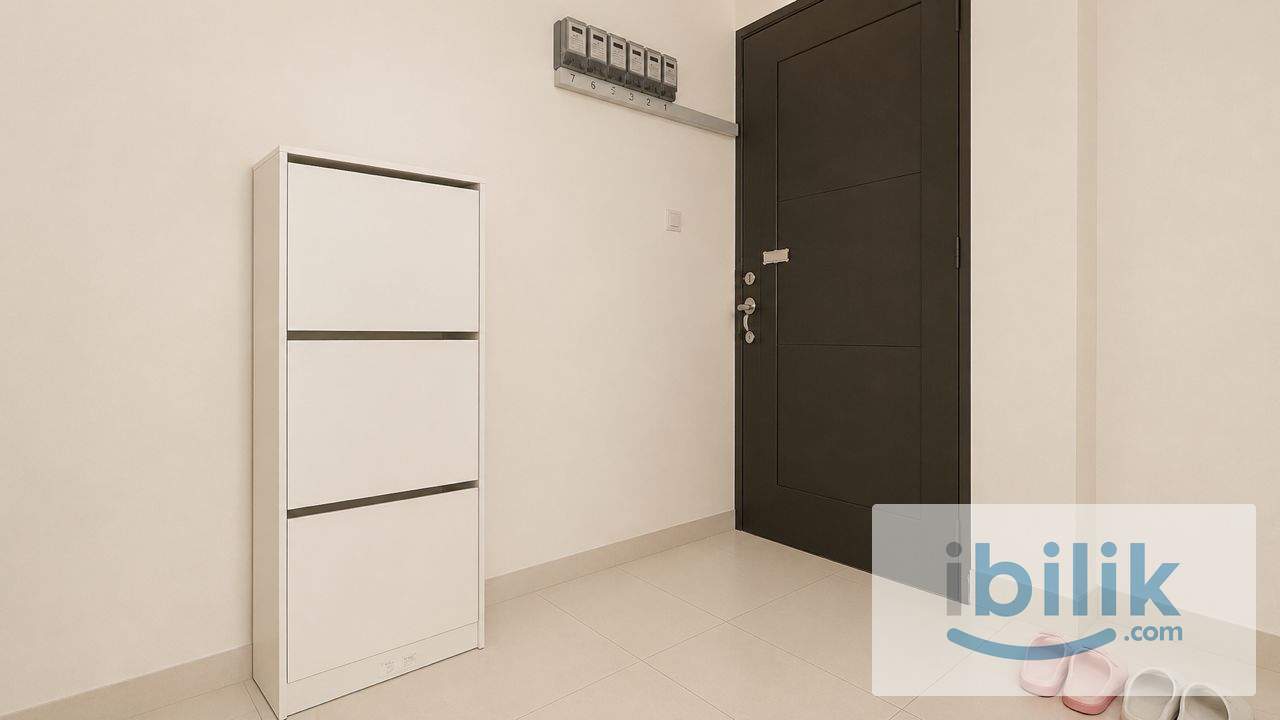 Middle Room at Orange Regency Condominium, Butterworth, Seberang Perai - Image 8