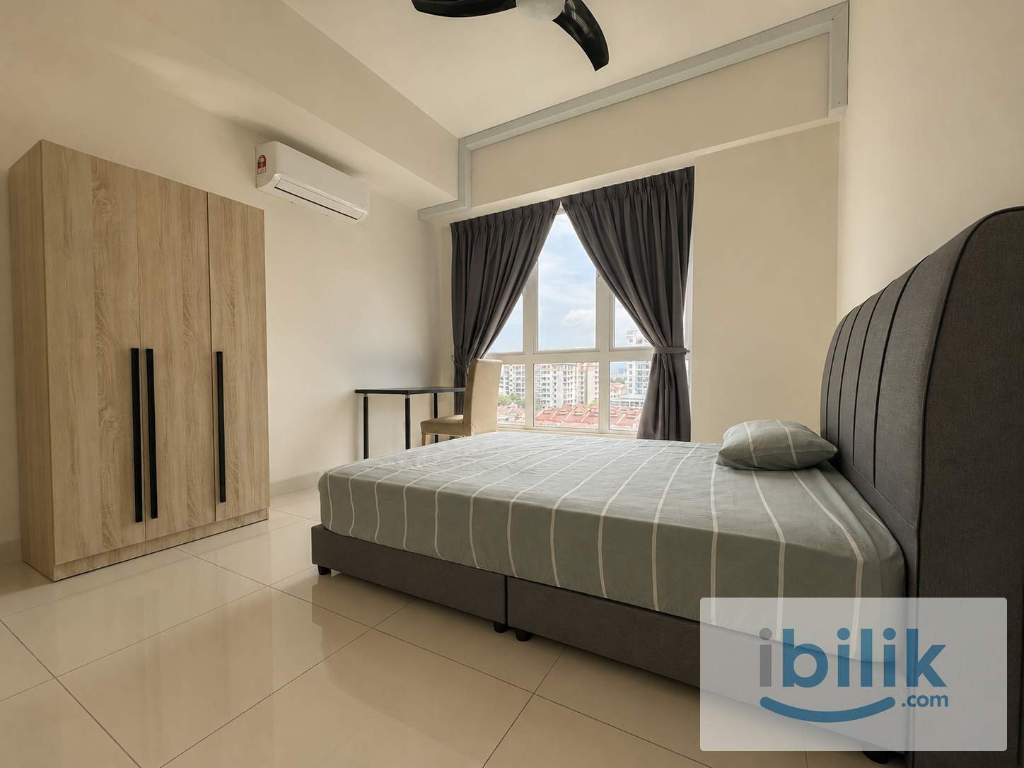 Middle Room at Orange Regency Condominium, Butterworth, Seberang Perai - Image 1