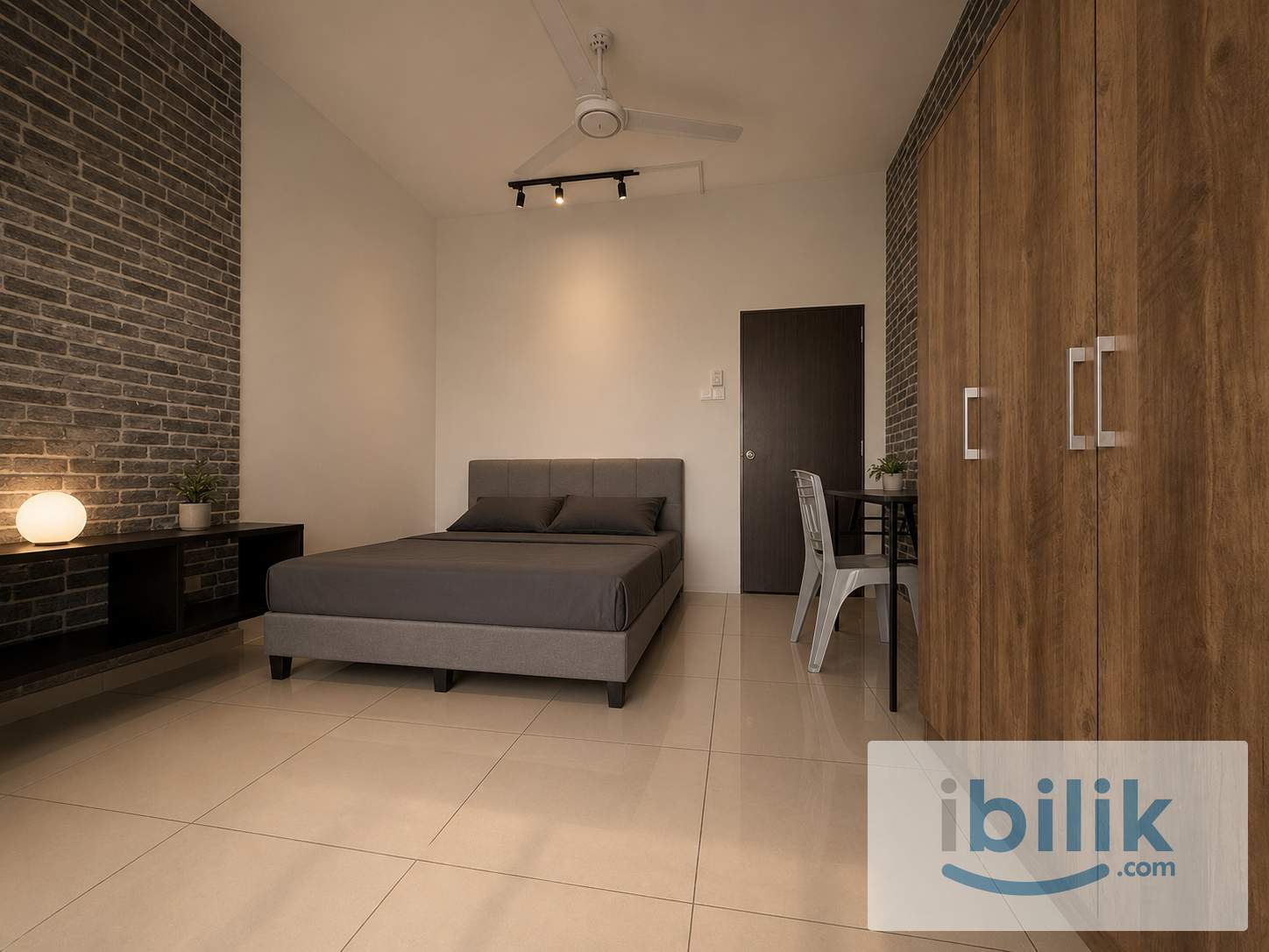 Middle Room with balcony at Tree Sparina @ Ideal Vision Park, Bayan Lepas - Image 9