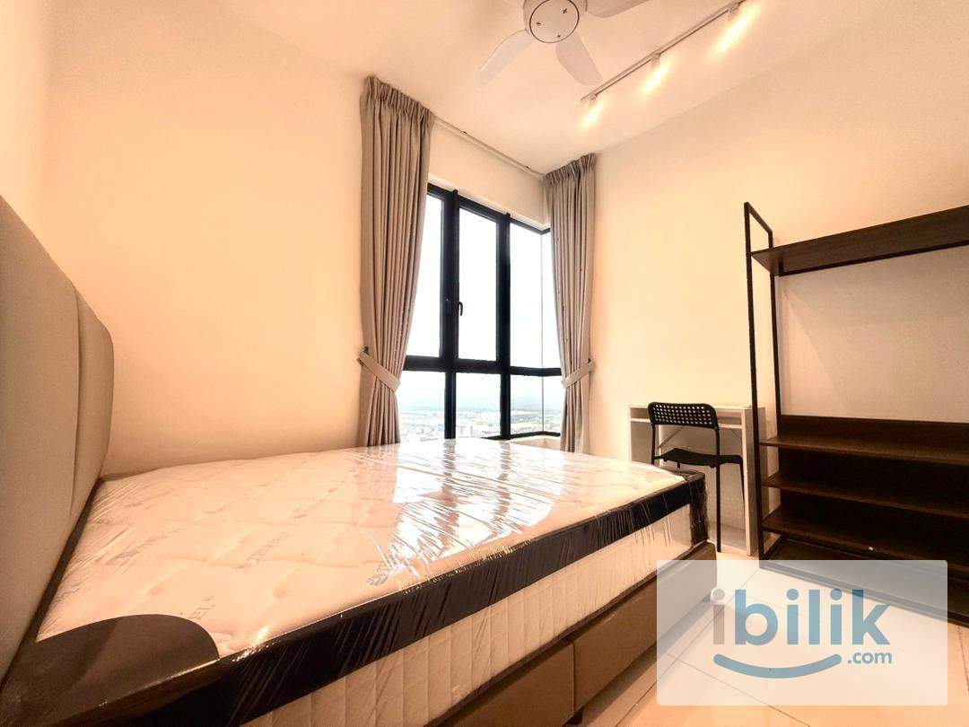 Cozy Middle Room for Rent @ Vivo Executive Apartment, Batu Kawan - Image 4