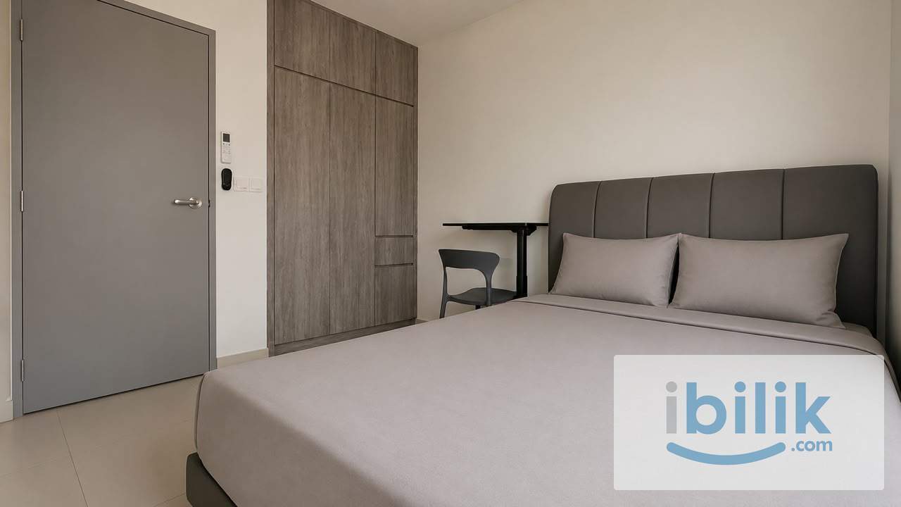 Master Room at Sinaran Residences, Bandar Cassia - Image 5