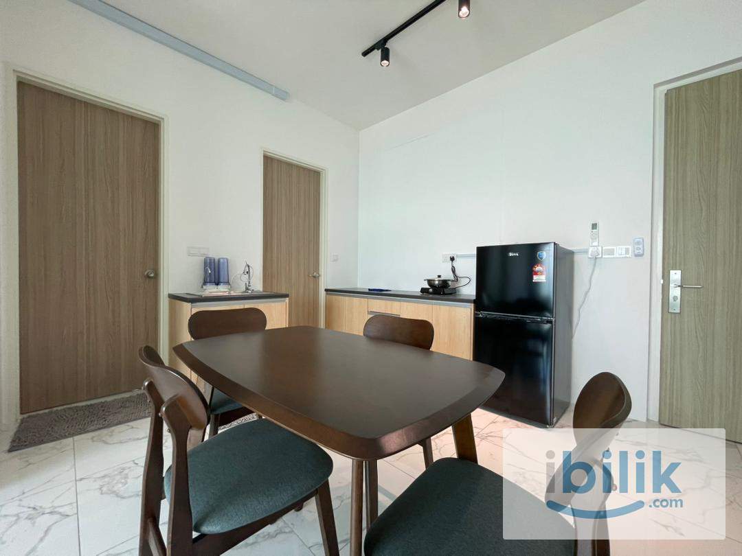 Sea View Studio Unit at QuayWest Residence, Bayan Lepas - Image 5
