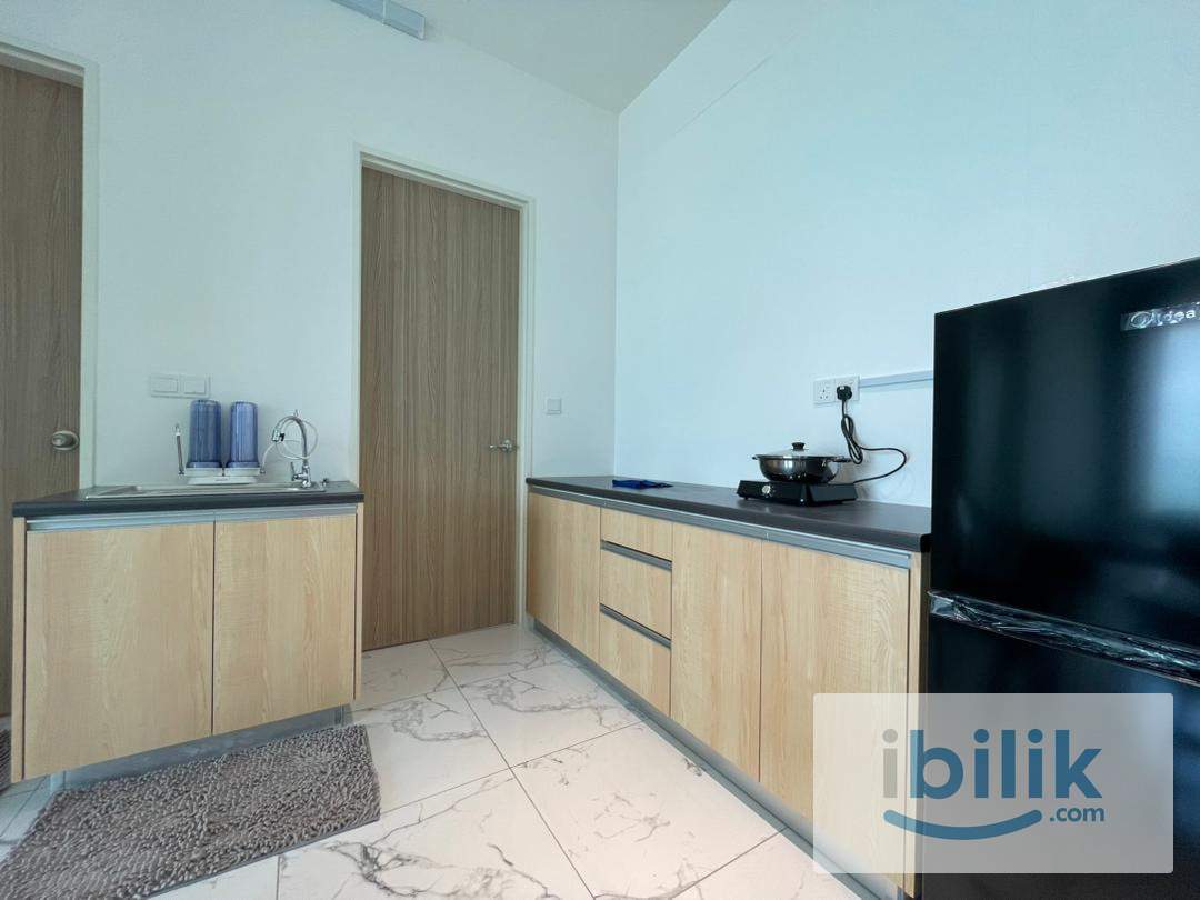 Sea View Studio Unit at QuayWest Residence, Bayan Lepas - Image 3