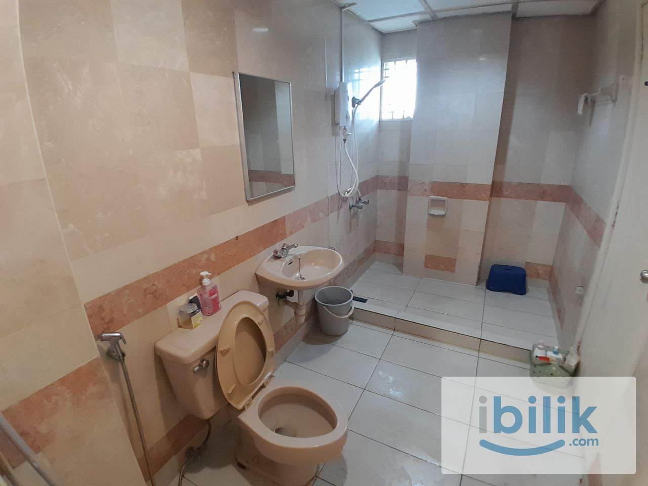 [Villa Scott] Master Room Rent Next to KL Sentral, MCKL - Image 3