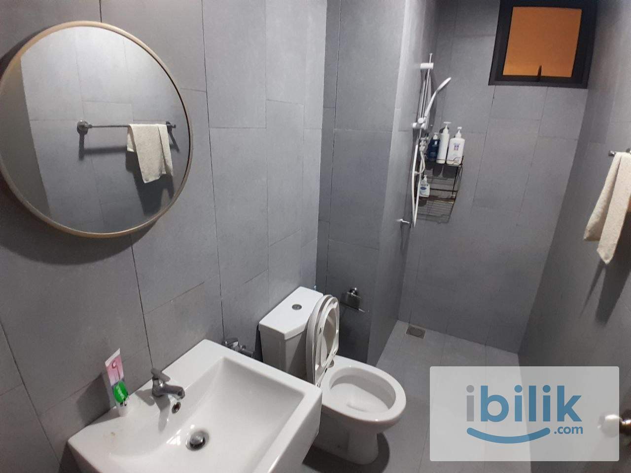 [M Vertica] Near LRT & MRT Sunway Velocity, Mixed Unit Single Room Rent - Image 5