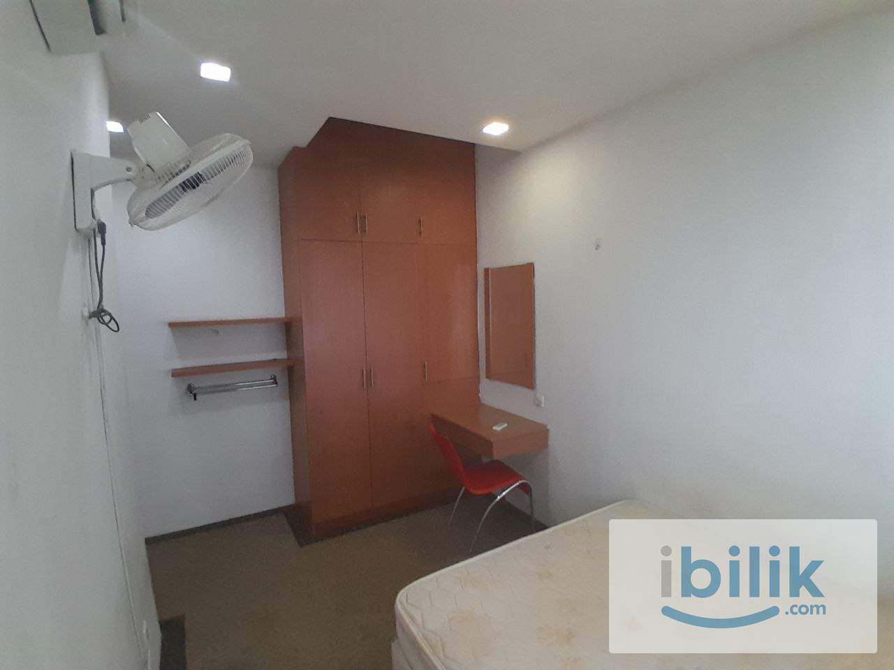 [East Lake] Mix Gender Unit Master Room Rent Near MRT, UPM, South City Plaza - Image 6