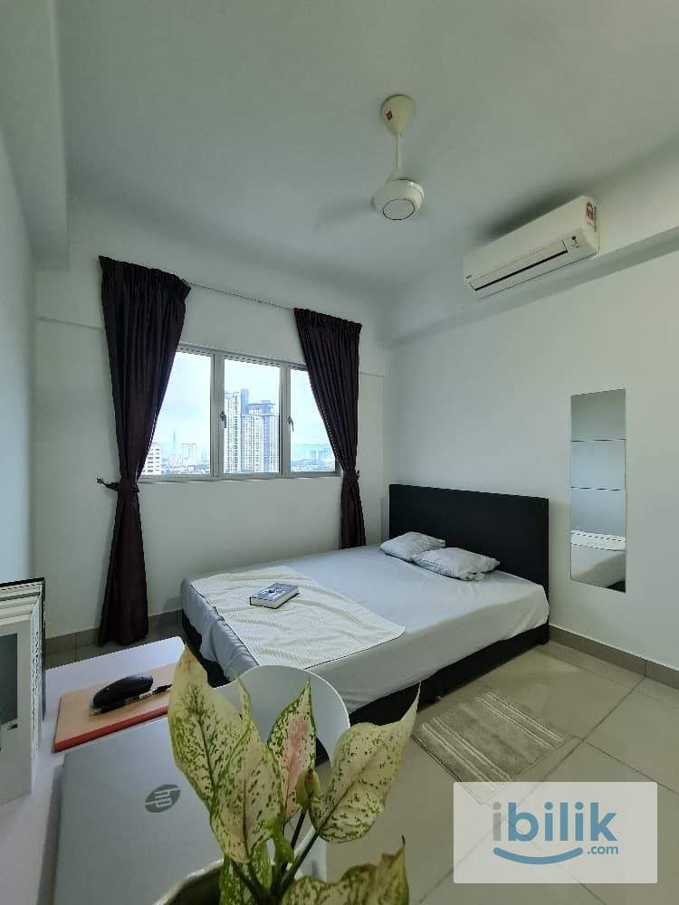 [Casa Green Bukit Jalil] Medium Room Rent 5 mins walk to LRT, Bus Stop to Pavilion 2 - Image 1