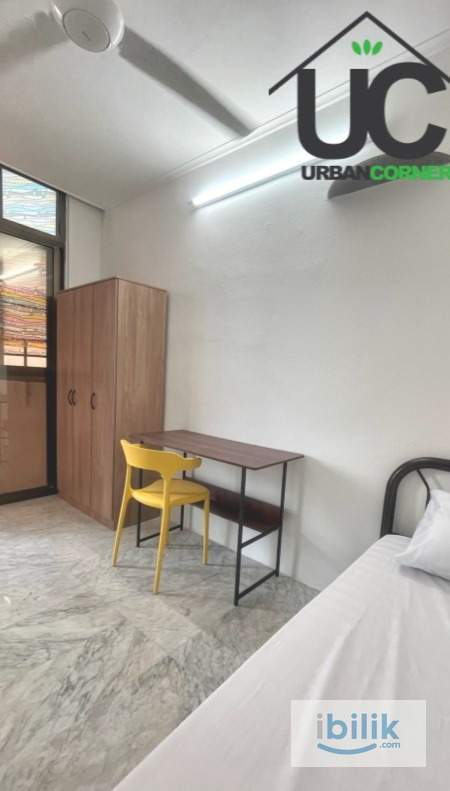 Single Room (Female Only) Gurney Area - Image 1