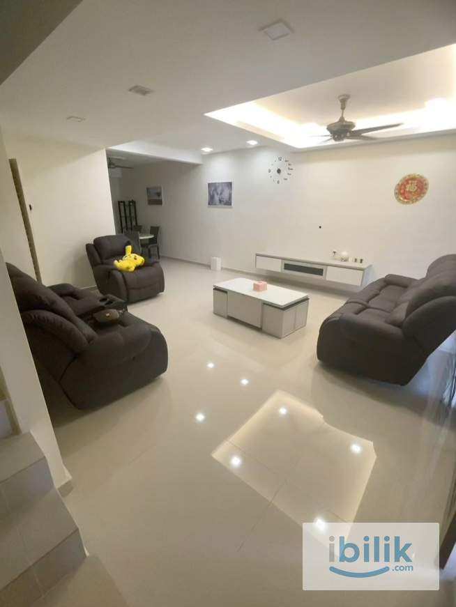 medium room landed house  - Image 3