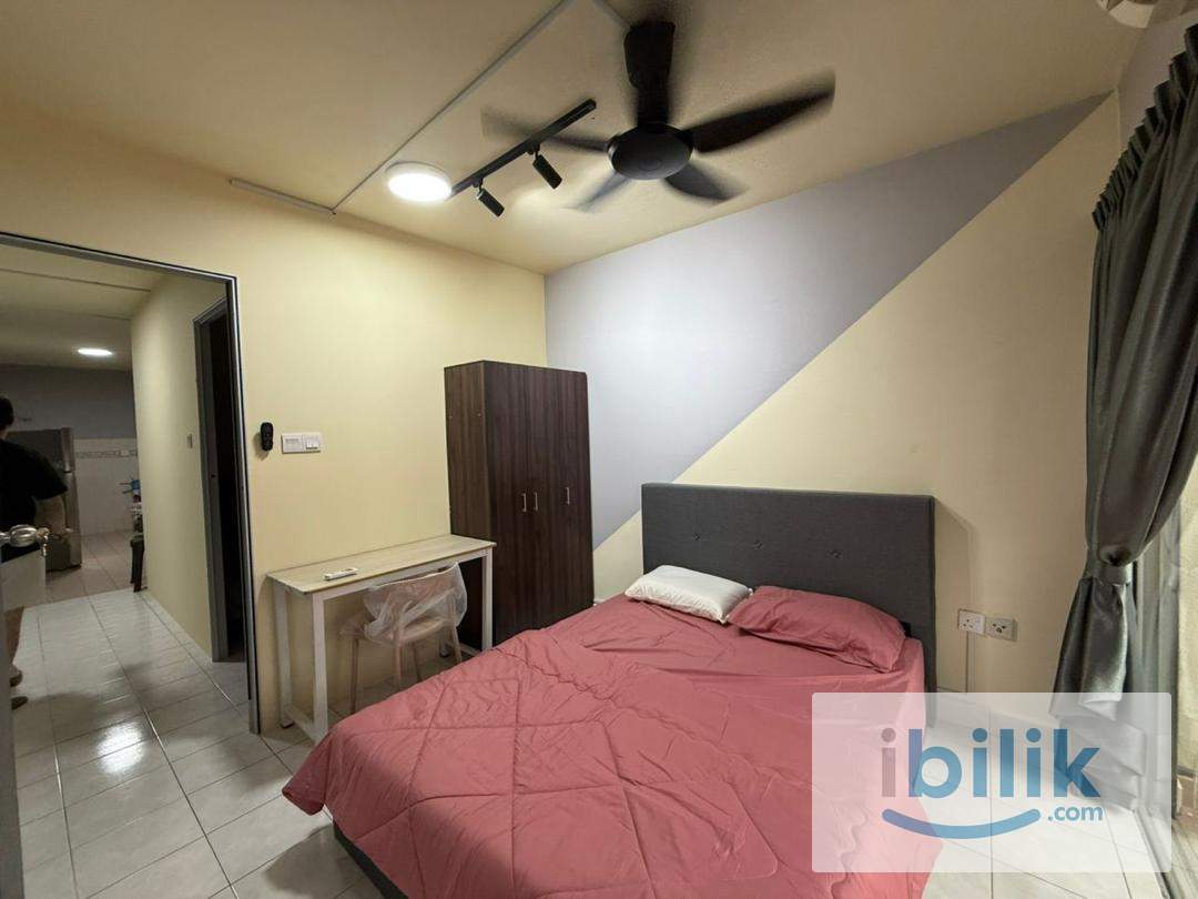 🌿 Balcony Room with 0 Deposit | Fully Furnished | Flora Damansara - Image 1