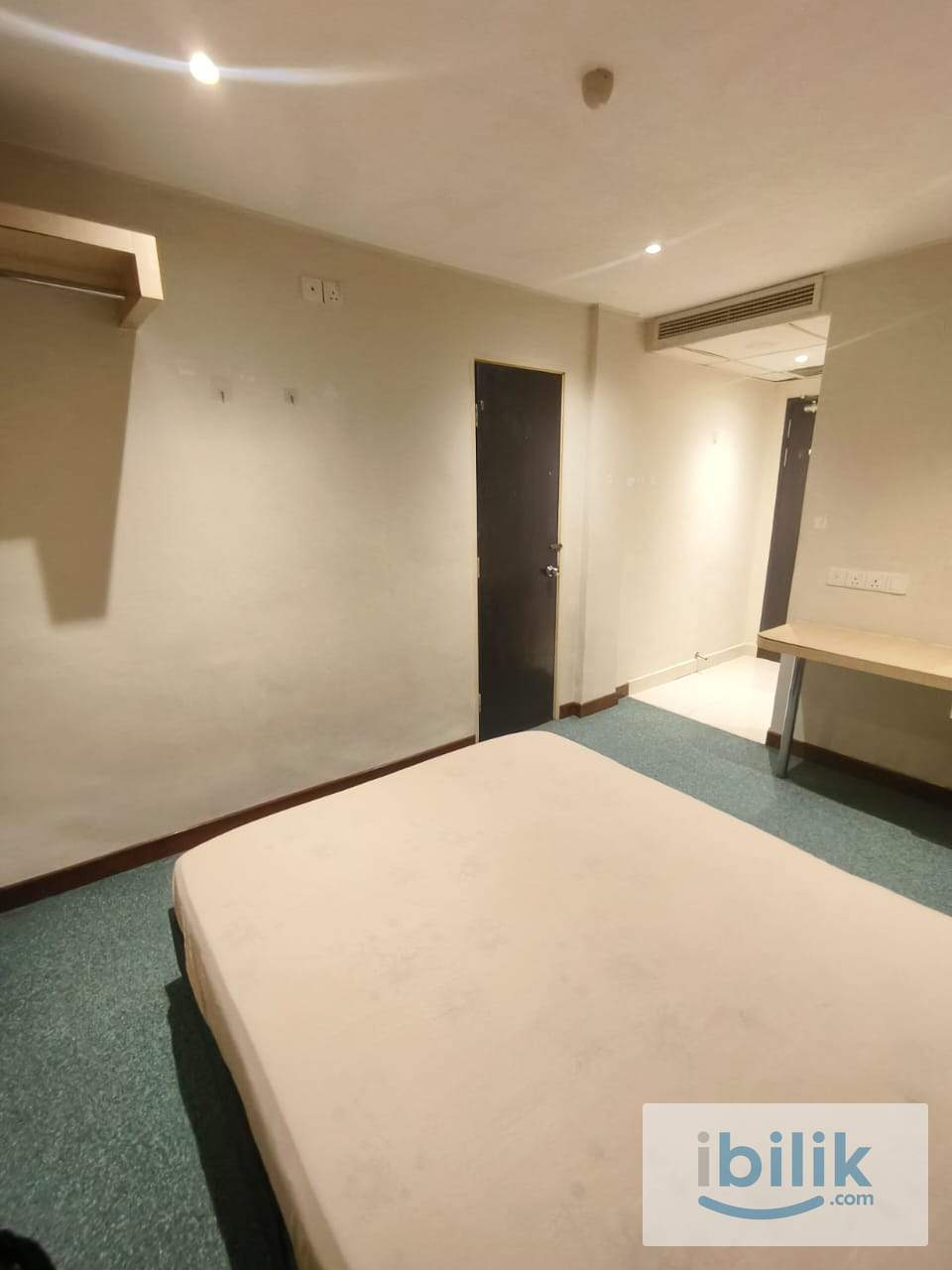 No Deposit ‼️, All Bills included 💯, Comfortable and Cozy 🛏️ - Image 3