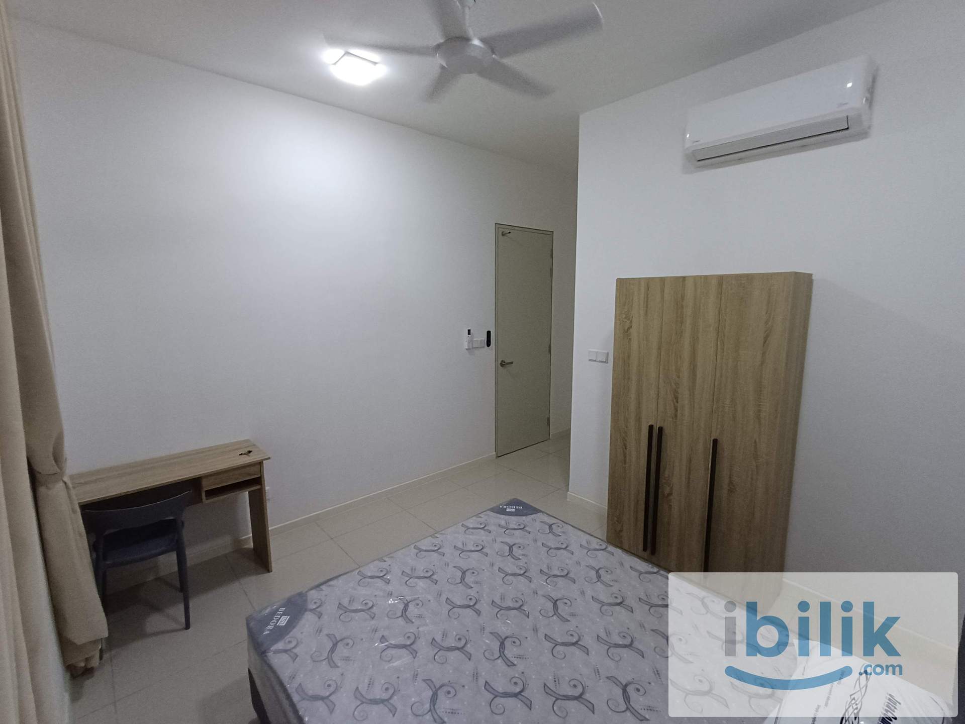 Single room with personal bathroom for rent at Nadayu 801 - Image 2