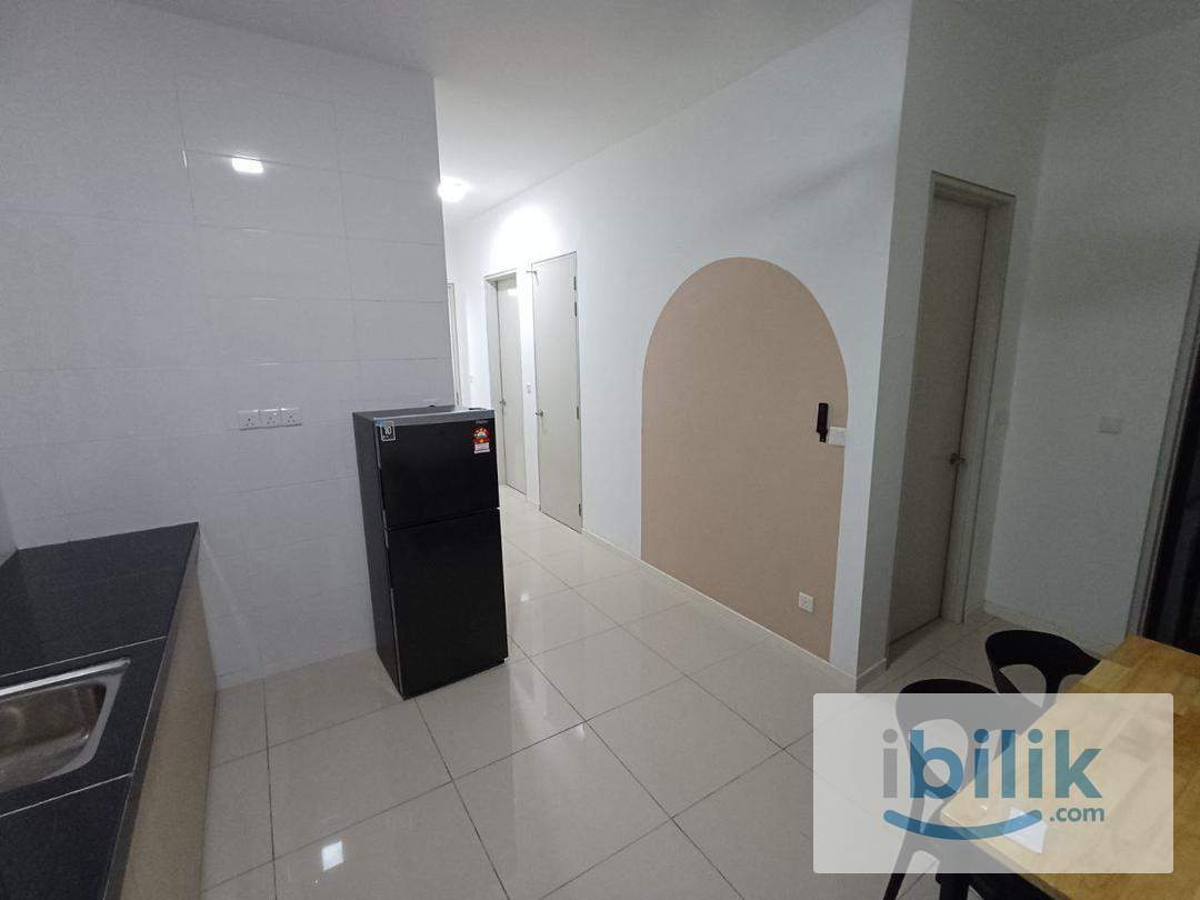 Single room with personal bathroom for rent at Nadayu 801 - Image 4