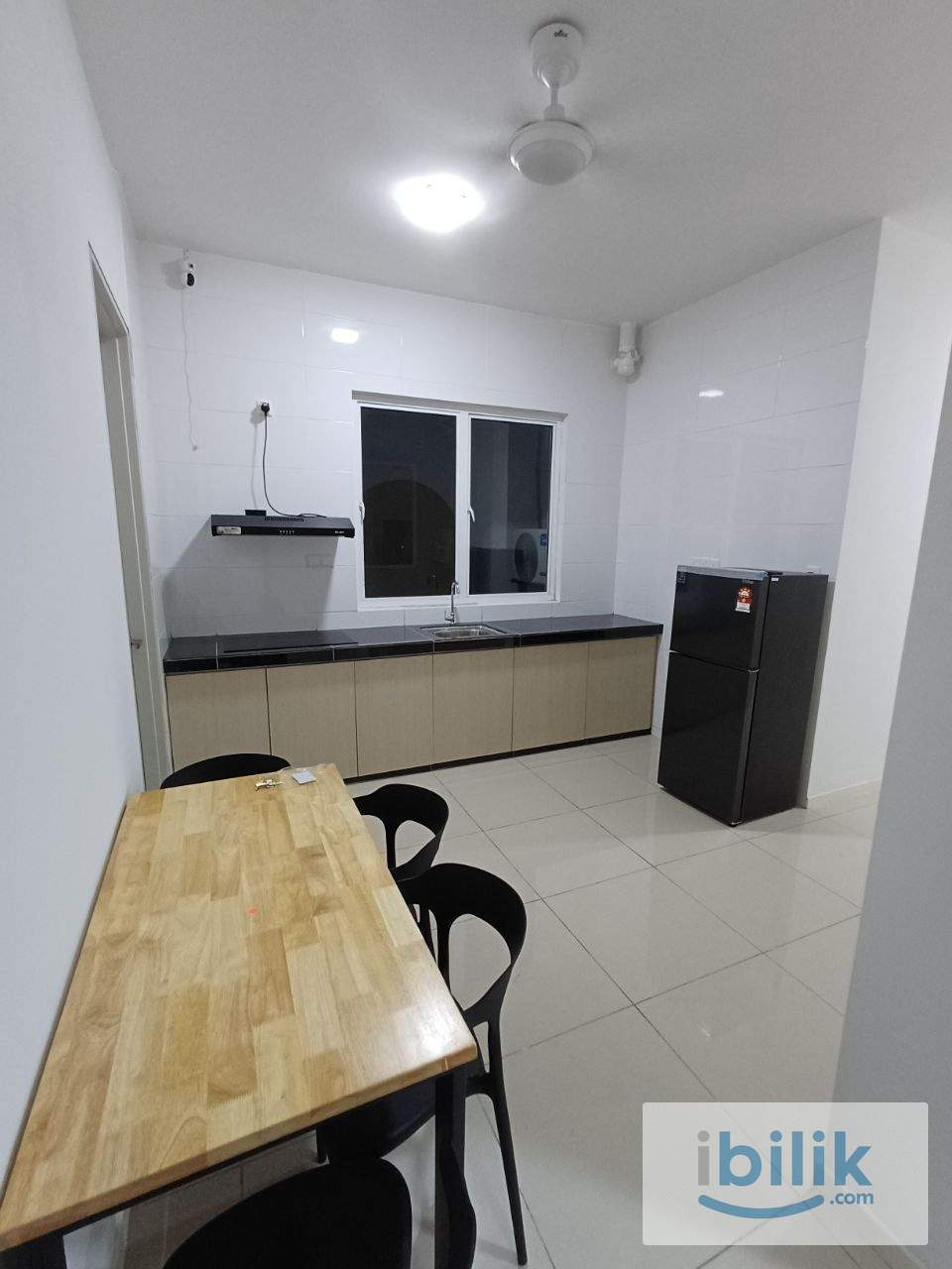 Single room with personal bathroom for rent at Nadayu 801 - Image 9