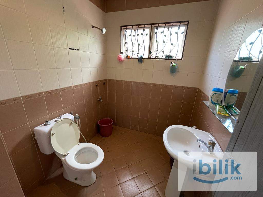 Medum size room at Seksyen 7 Shah Alam - Image 6