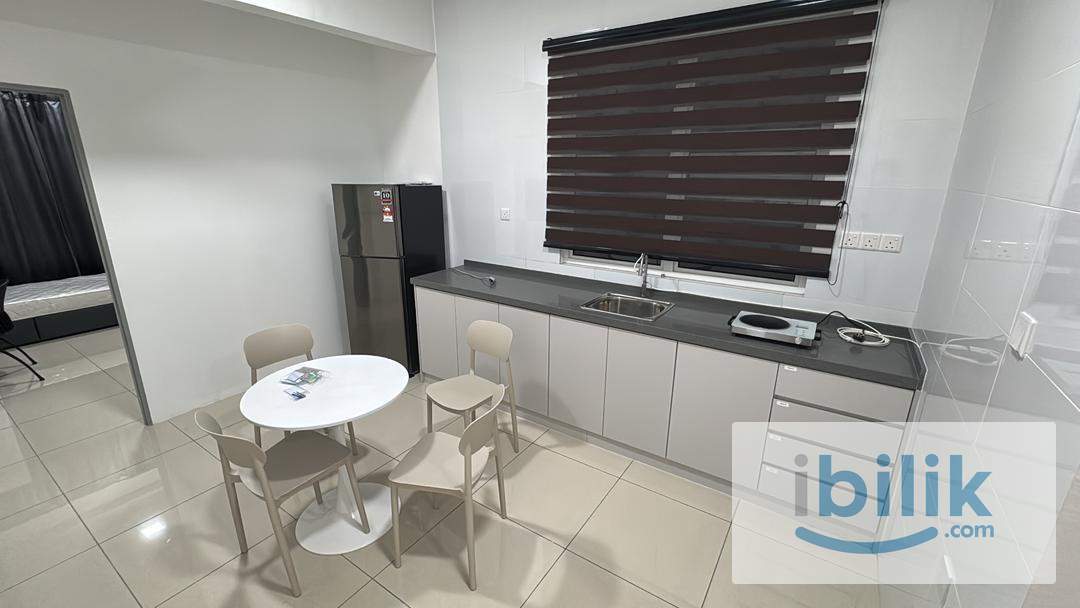 All female unit Single room with private bathroom at Nadayu 801 - Image 2