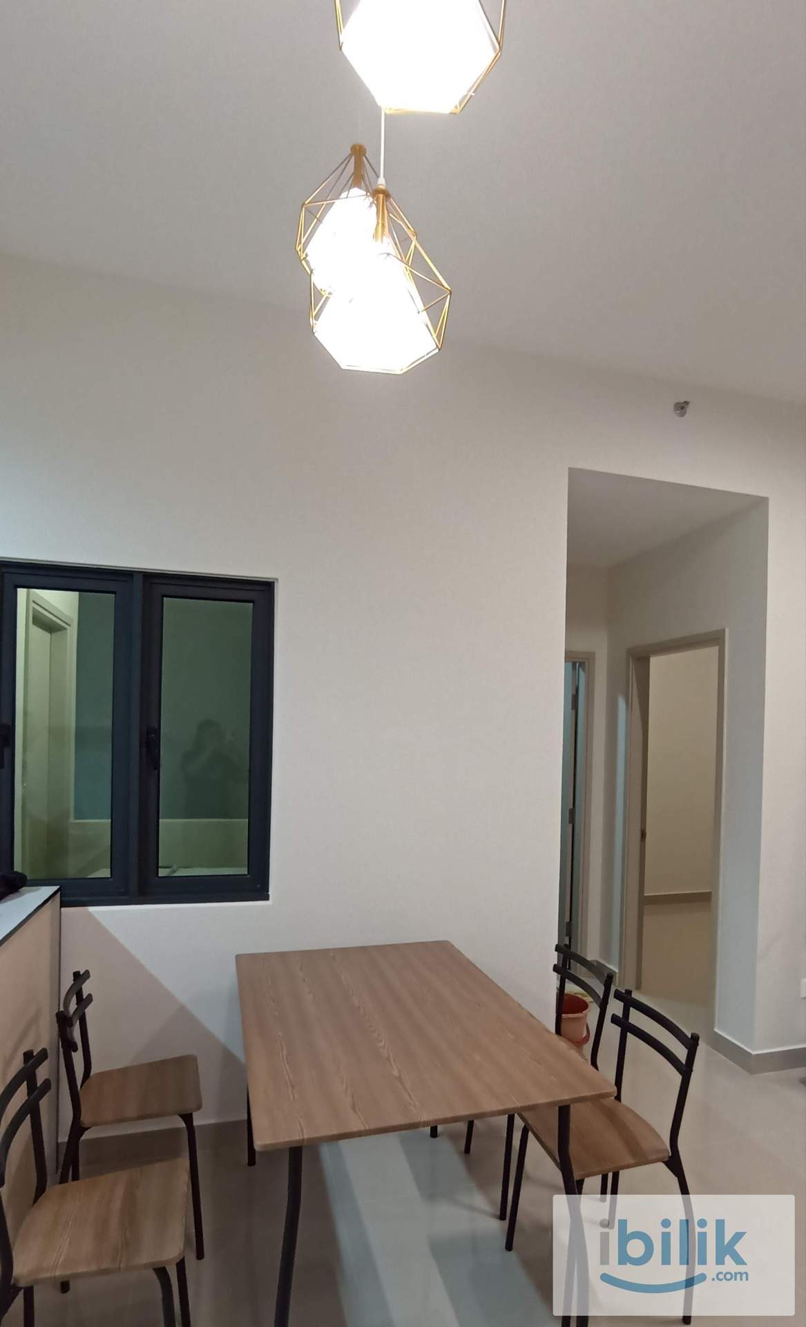 1 bedroom Apartment - Image 1