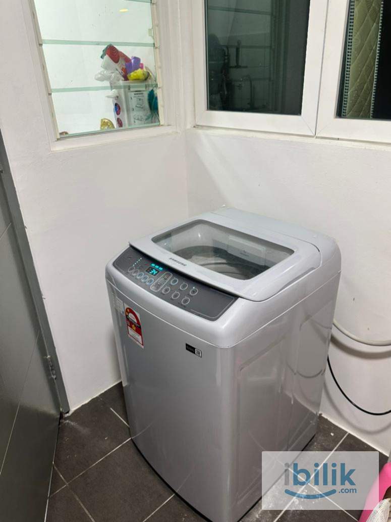 Middle Room at Sungai Ara - Image 2