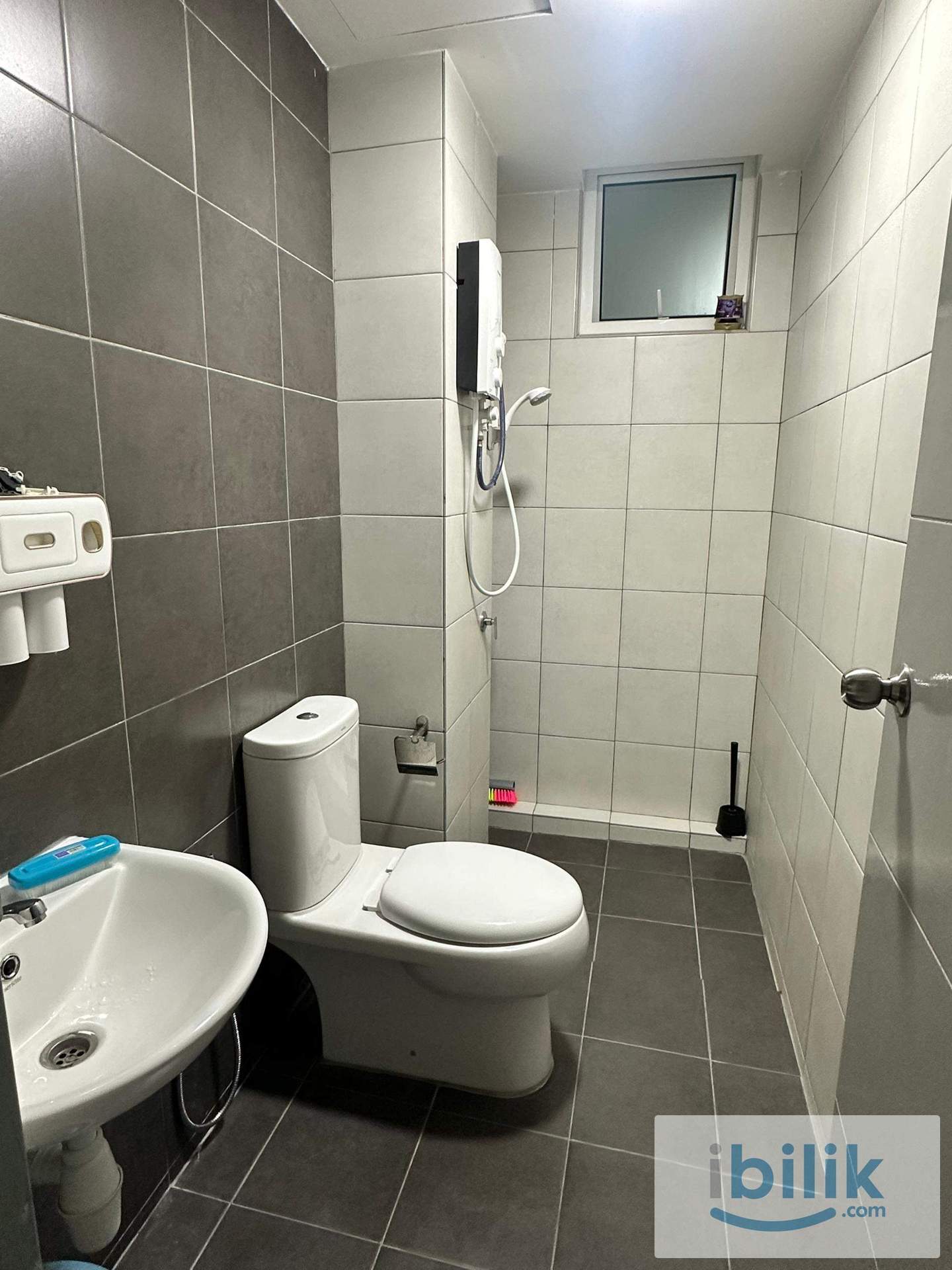 Fully Furnished Room rental at Fairview Residence Sungai Ara - Image 5