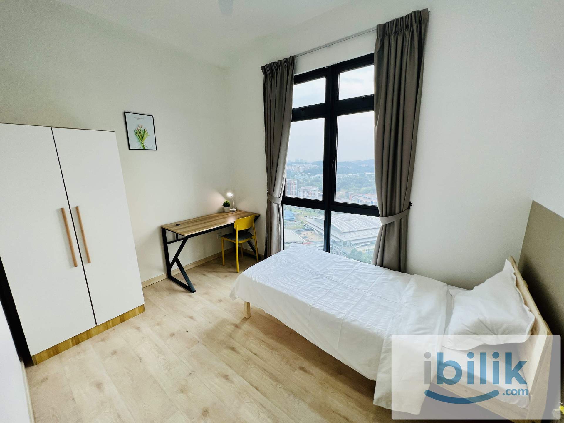 Single Mid Room at Parkhill Residence (APU) - Image 1