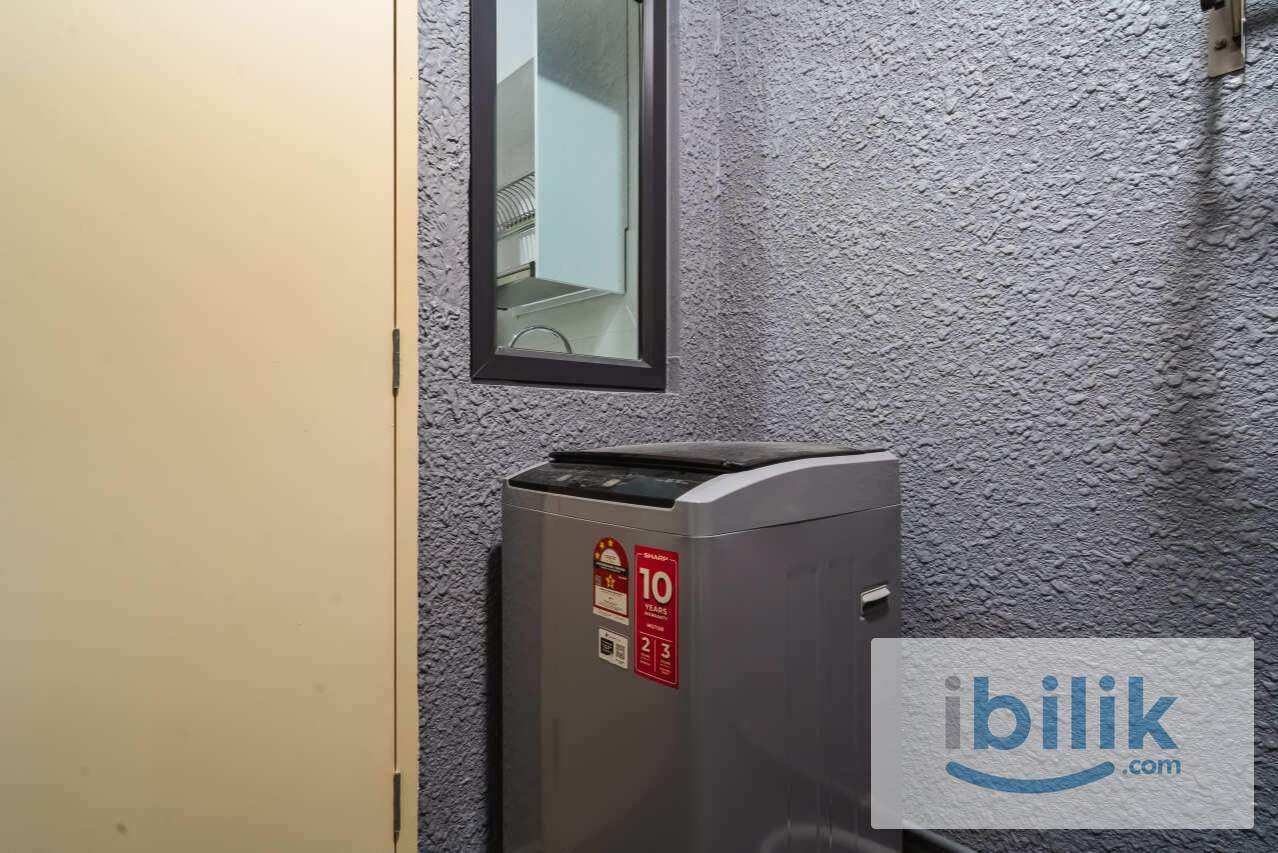 Exclusive Fully Furnished Private Medium Room, Walking Distance MRT - Image 5