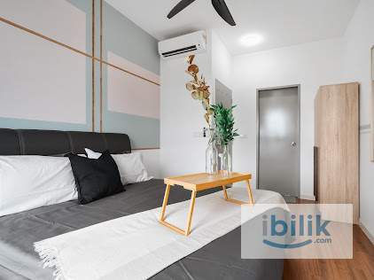 Exclusive Fully Furnished Master Room with PRIVATE Bathroom, Walking Distance LRT MRT - Image 1