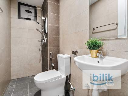 Exclusive Fully Furnished Private Medium Room with Balcony, Walking Distance LRT - Image 5